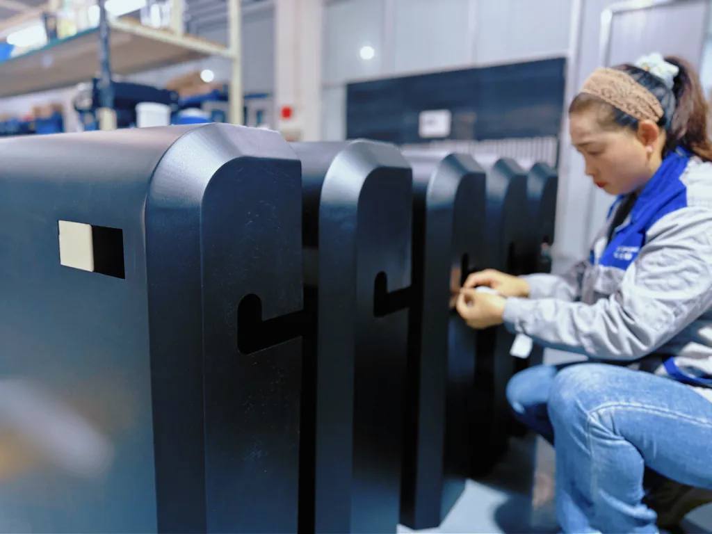 Durable aluminum alloy housing for UVC LED water disinfection system